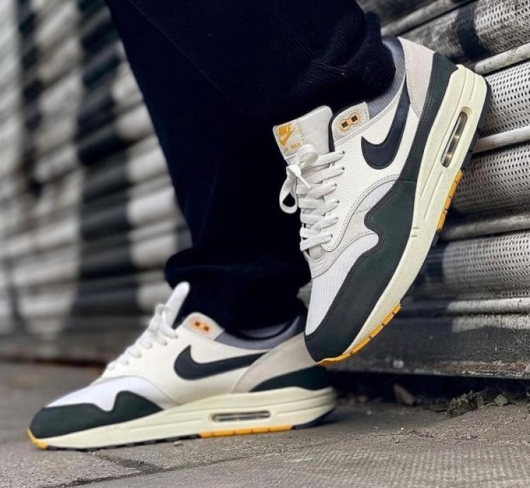 Nike Air Max 1 Athletic Department Running Shoes