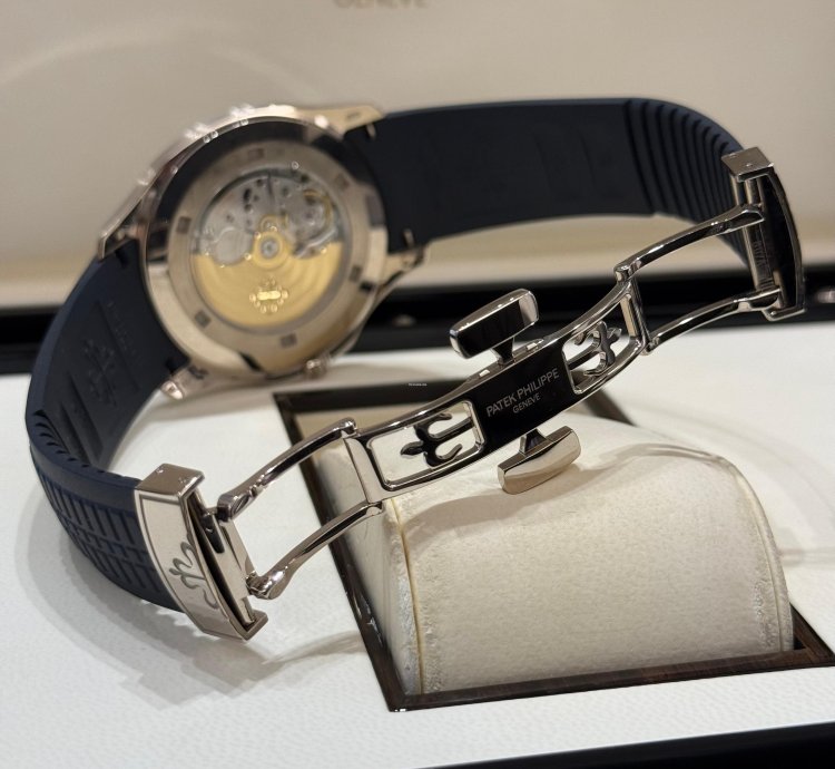 Patek Philippe Aquanaut White Gold Aquanaut
