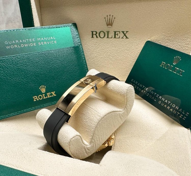 Rolex Yacht-master 42 Oysterflex Yellow Golf Unworn Full Set