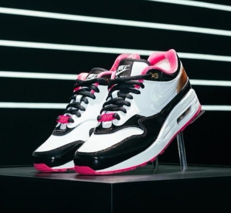 Nike Air Max 1 Grand Piano Running Shoes