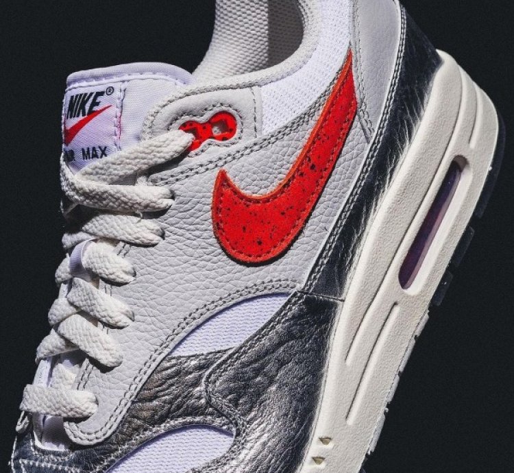 Nike Air Max 1 Premium Hot Sauce Running Shoes