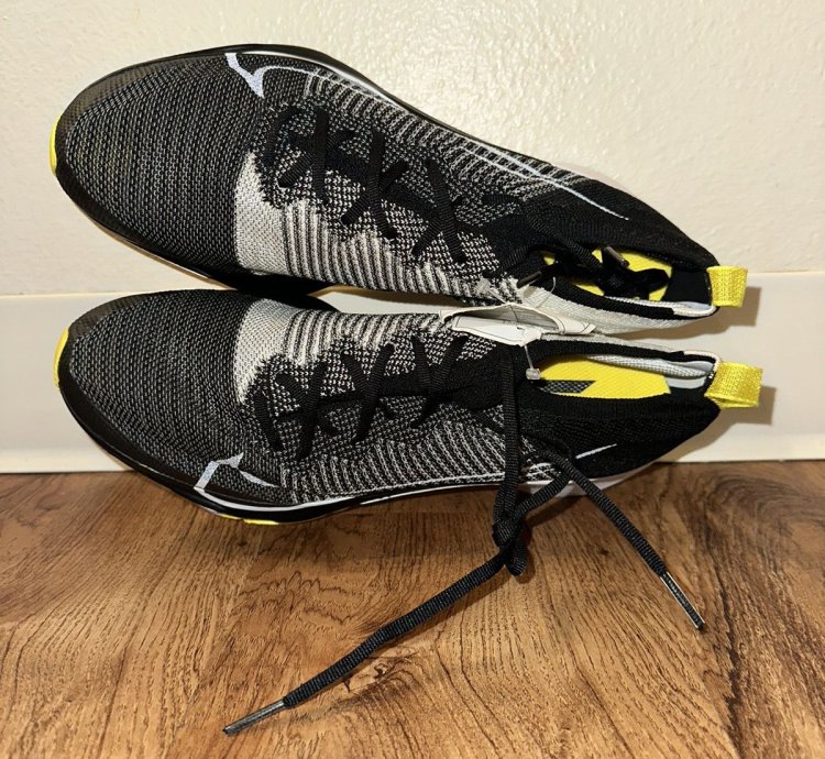 Unreleased Nike Air Zoom Aero Pegasus Opti Yellow Sample