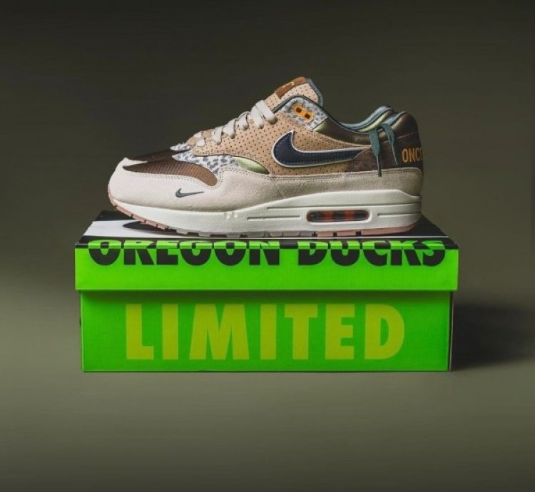 Nike Air Max 1 University Of Oregon Running Shoes