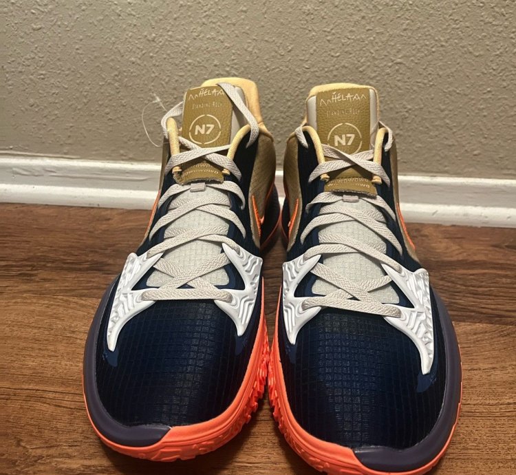 Unreleased Nike Kyrie Low 4 N7 Reverse Sample 2021