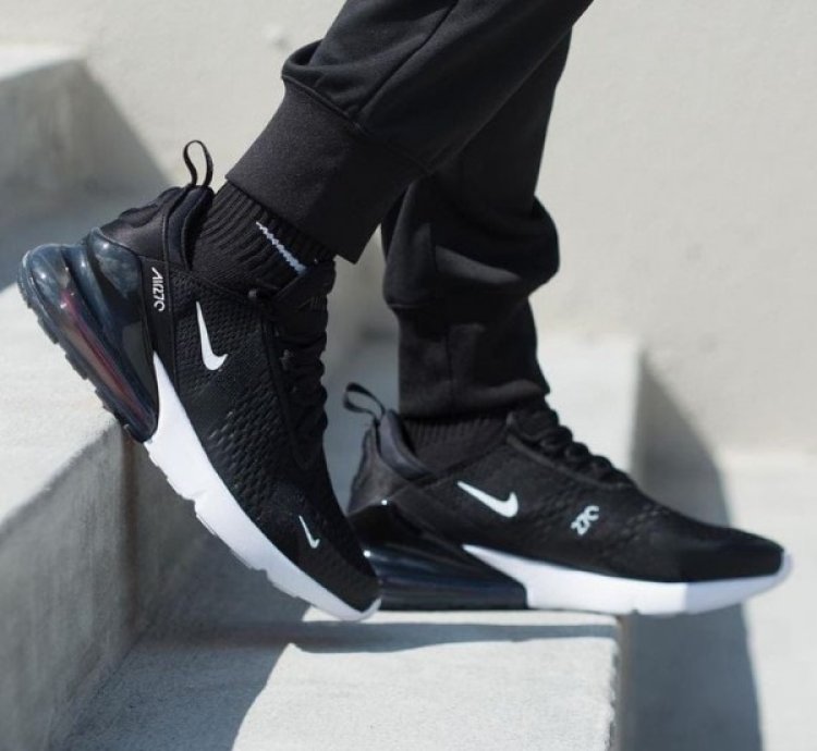 Nike Air Max 270 Black White Running Shoes