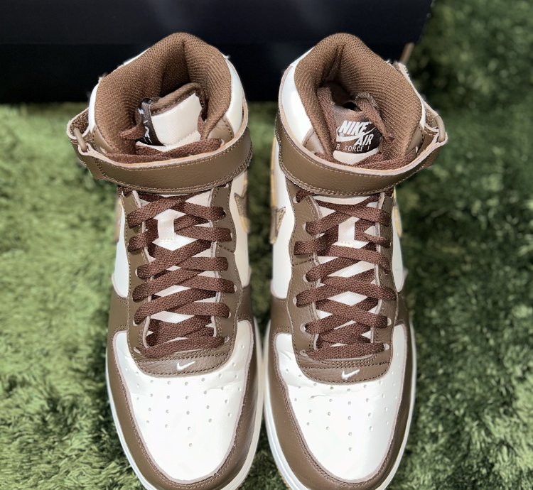 Us 11 Nike Air Force 1 Mid Cacao Brown Plaid Swoosh