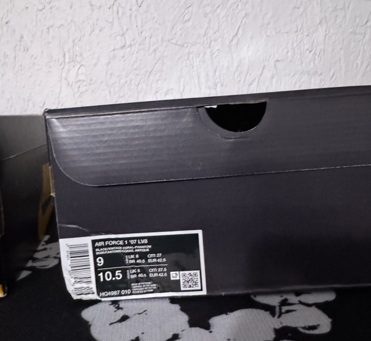 Us 9 - Nike Air Force One Low 07 Lv8 Vintage Coral Black