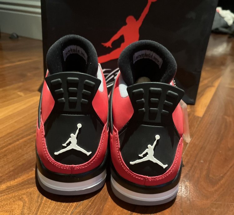 2013 Jordan 4 Toro Bravo