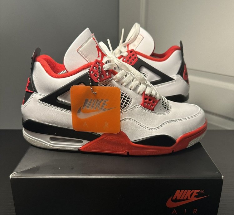 2020 Fire Red Air Jordan 4