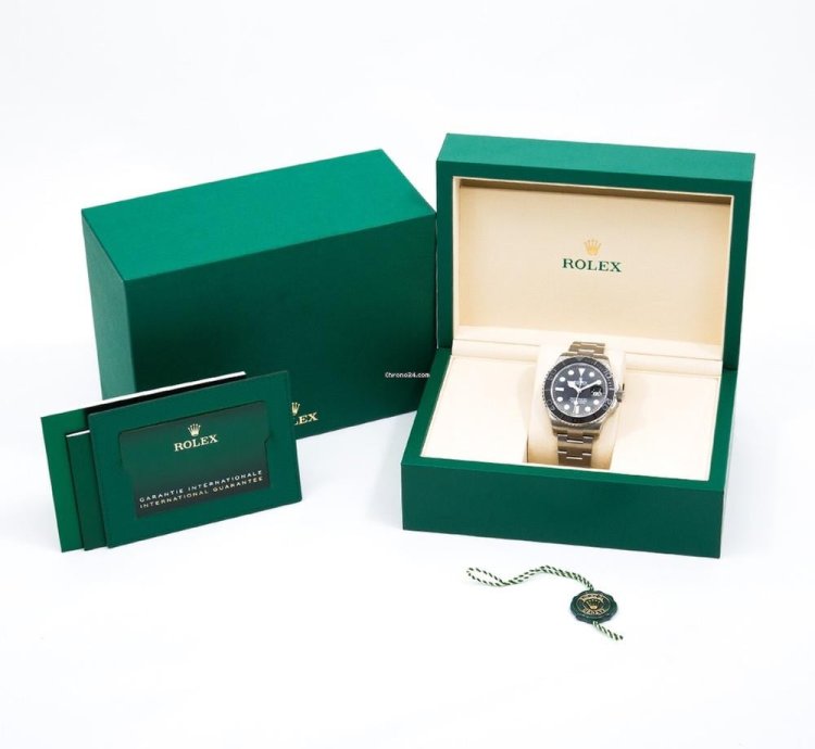 Rolex Yacht-master 42 Titanium 04 2025 Unworn Box Papers