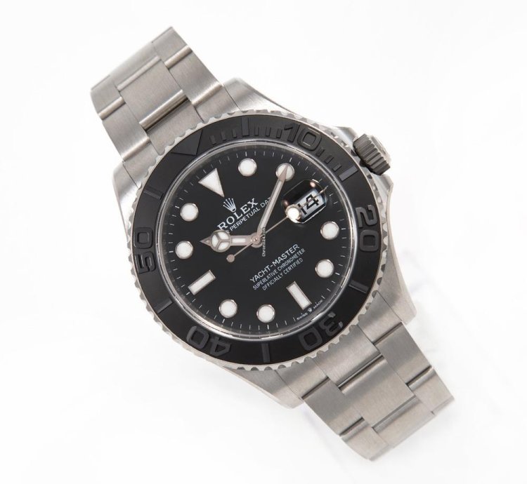 Rolex Yacht-master 42 Titanium 04 2025 Unworn Box Papers