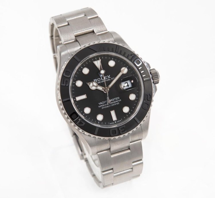 Rolex Yacht-master 42 Titanium 04 2025 Unworn Box Papers