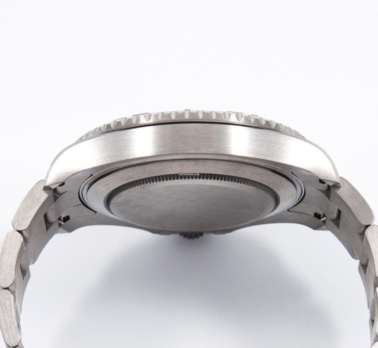 Rolex Yacht-master 42 Titanium 04 2025 Unworn Box Papers