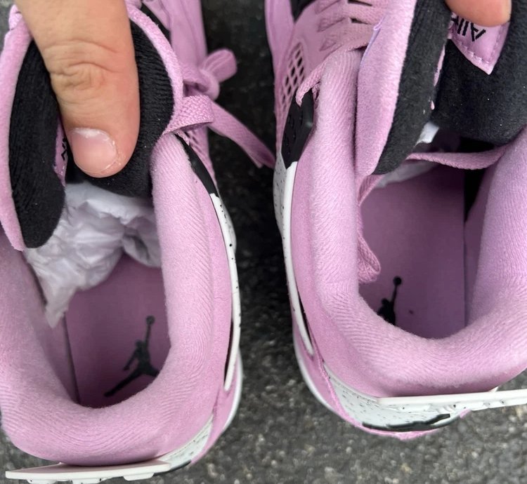 Air Jordan 4 Retro Orchid