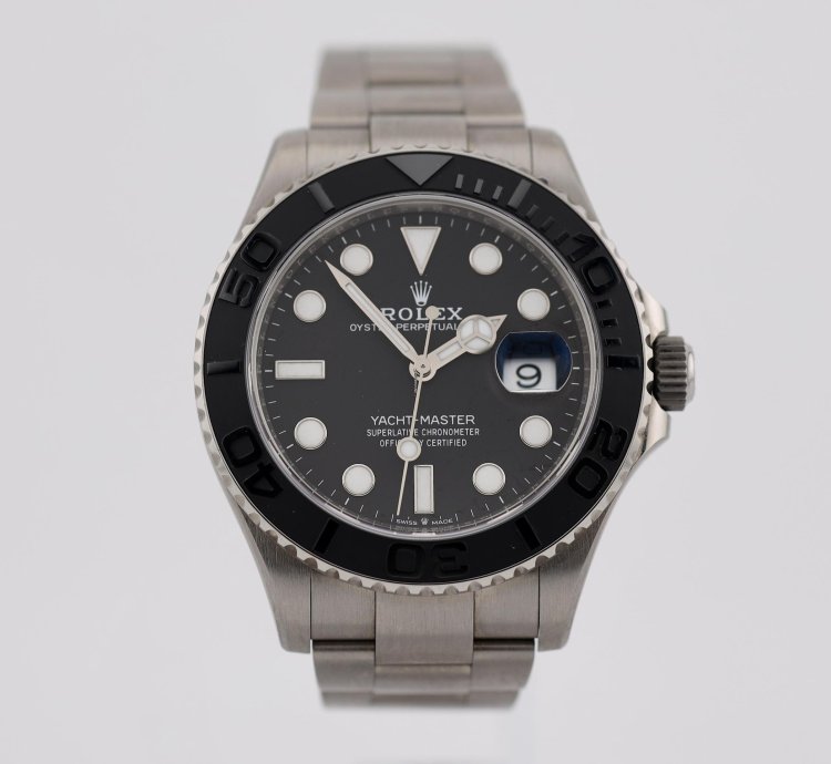 Rolex Yacht-master 42 Titanium 2025 Unworn Full Set