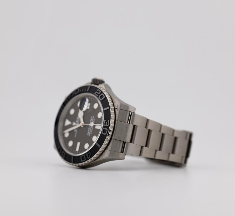 Rolex Yacht-master 42 Titanium 2025 Unworn Full Set