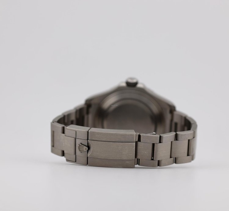 Rolex Yacht-master 42 Titanium 2025 Unworn Full Set
