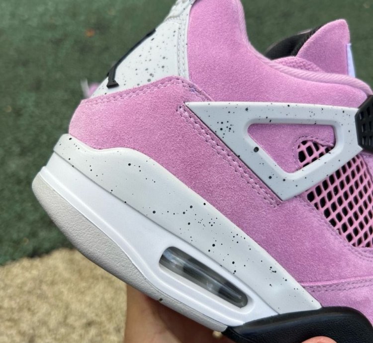 Air Jordan 4 Retro Orchid