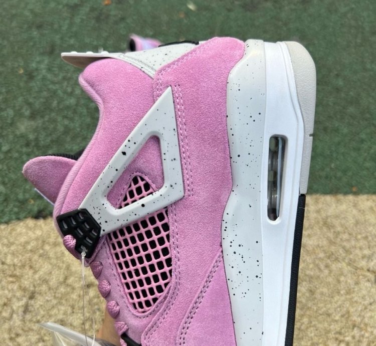 Air Jordan 4 Retro Orchid