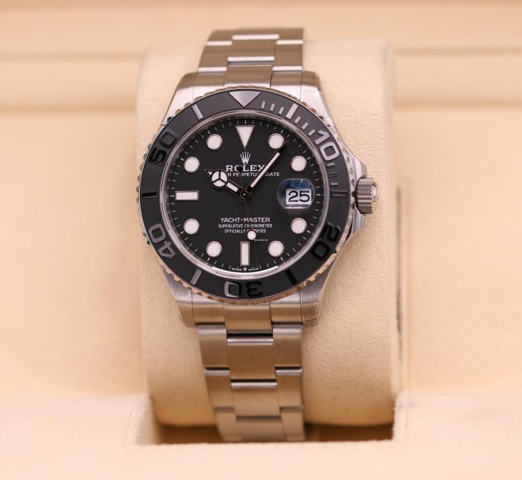 Rolex Yacht-master 42 Titanium Black Dial