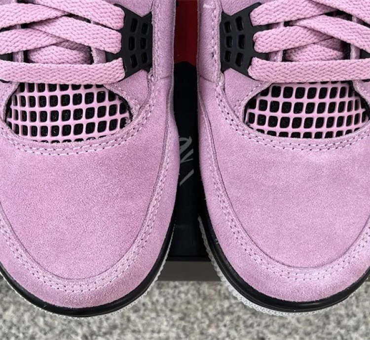 Air Jordan 4 Retro Orchid