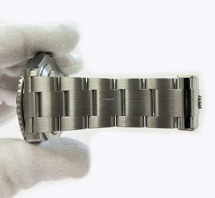 Rolex Yacht-master 42 Titanium With Black Dial Watch 2024