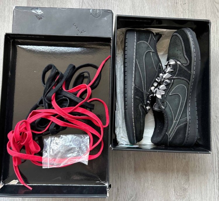 Size 10 - Nike Air Jordan 1 Low Travis Scott Black Phantom