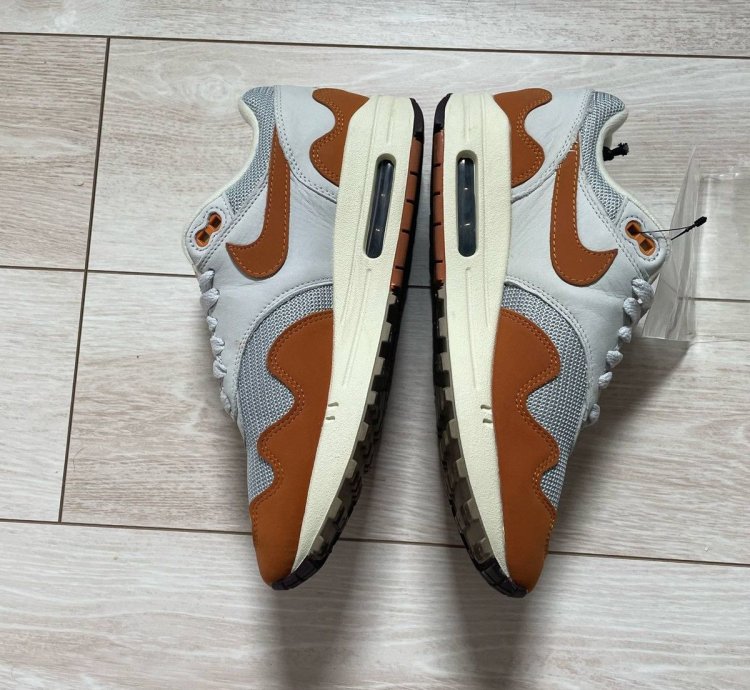 Nike Air Max 1 Patta Waves Monarch Size 7us