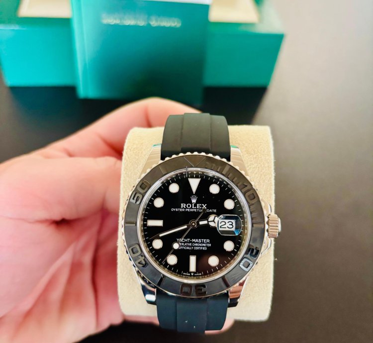 Rolex Yacht-master 42 Tres Peu Port En Merveilleux Etat
