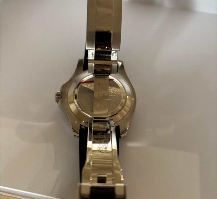 Rolex Yacht-master 42 Tres Peu Port En Merveilleux Etat