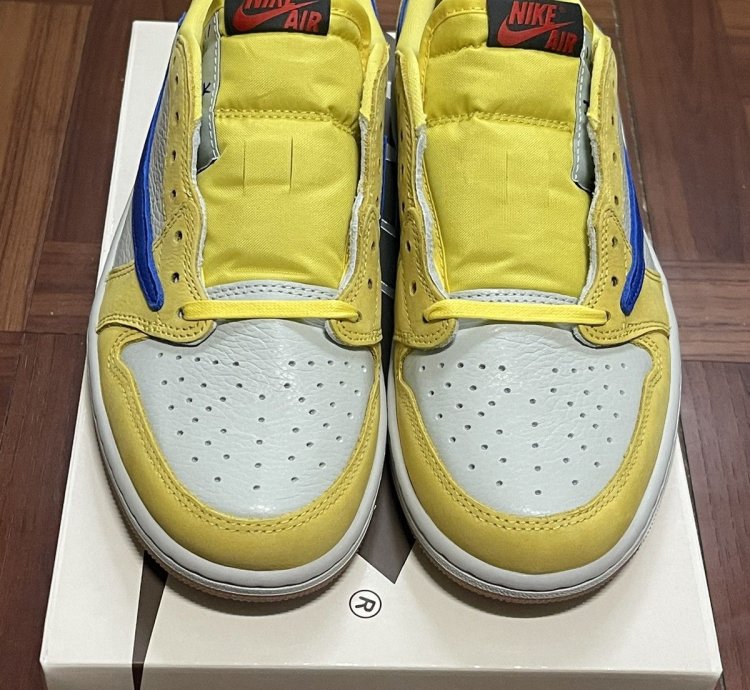 Air Jordan 1 Low Travis Scott Canary