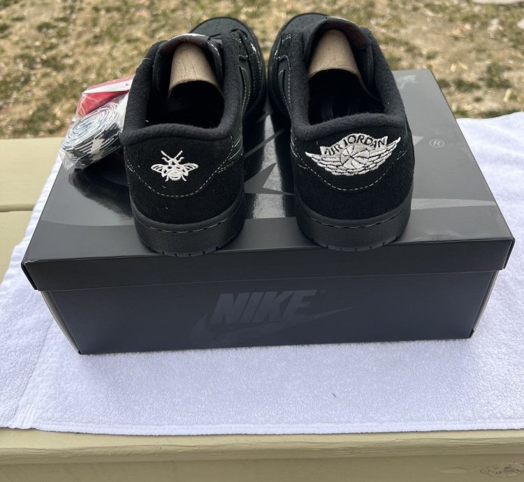 Air Jordan 1 Og Sp Travis Scott Black Phantom