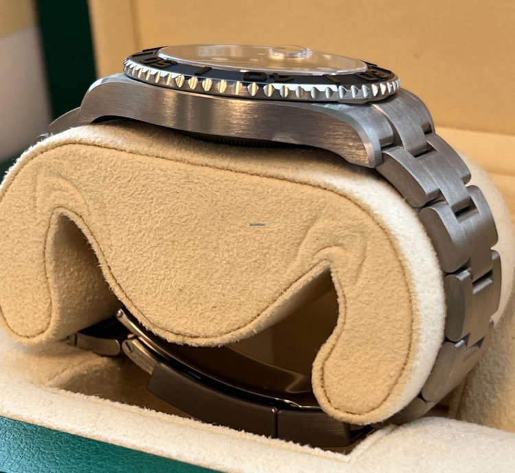 Rolex Yacht-master 42 Unworn Titanium Yacht-master 42mm 226627
