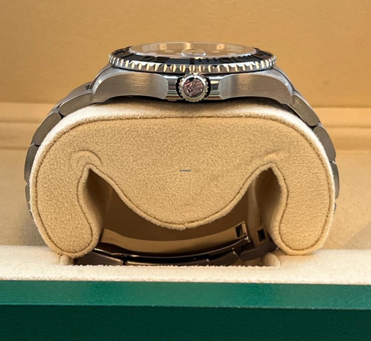 Rolex Yacht-master 42 Unworn Titanium Yacht-master 42mm 226627