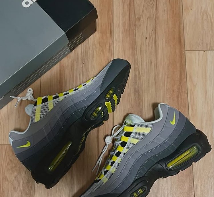 Nike Air Max 95 Og Neon