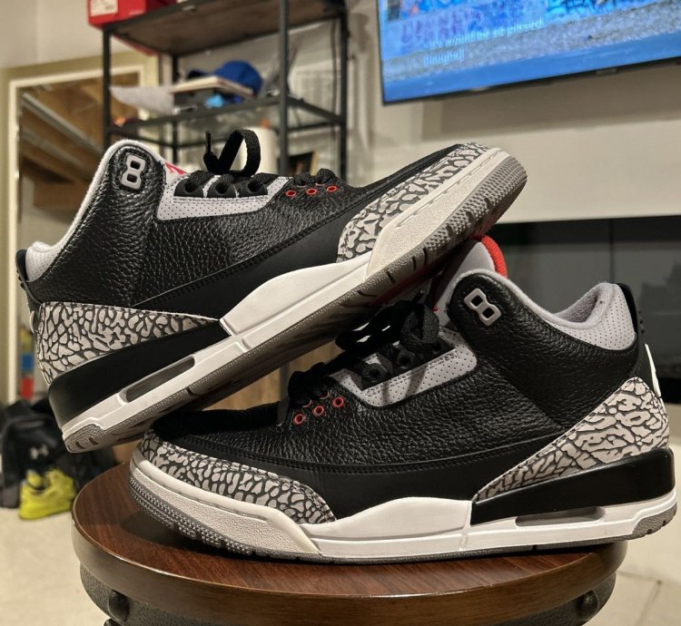 Size 11 - Jordan 3 Retro Og Mid Black Cement 2018 Vnds