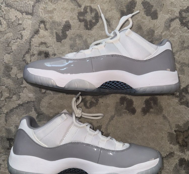 Air Jordan 11 Retro Low Cement Grey