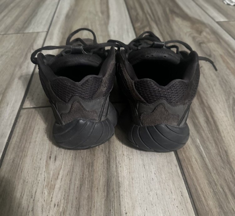 Utility Black Yeezy 500