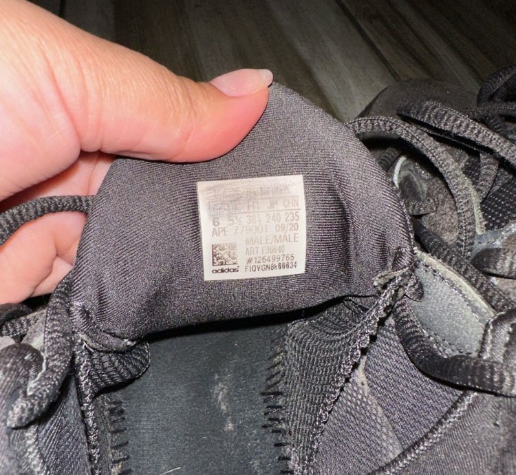 Utility Black Yeezy 500