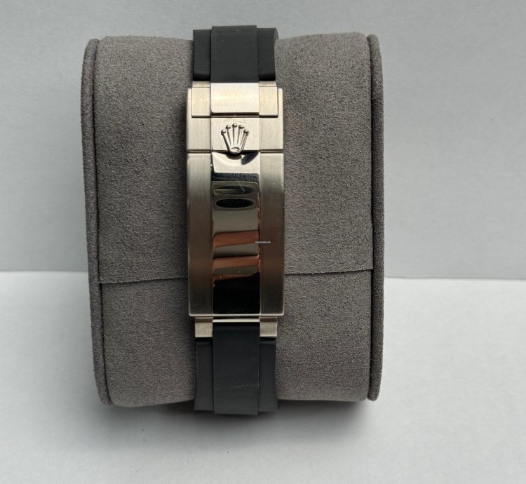 Rolex Yacht-master 42 White Gold 42mm Black Dial Oysterflex