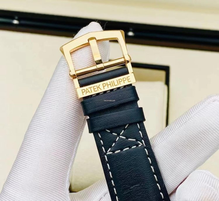 Patek Philippe Calatrava Pilot Travel Time 18k Rose Gold 2019