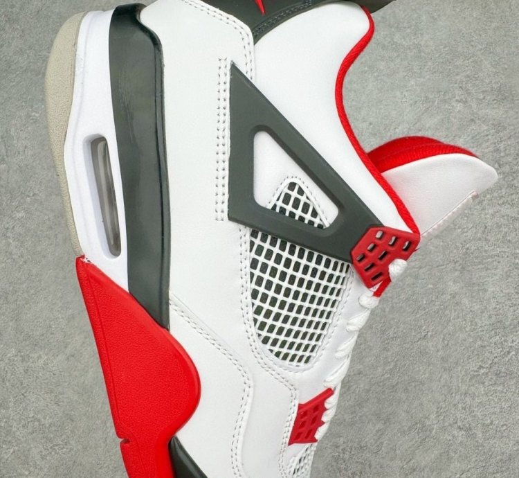 Air Jordan 4 Retro Fire Red