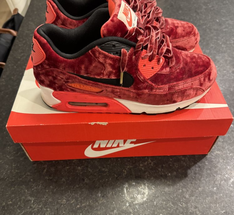 Velvet Airmax 90