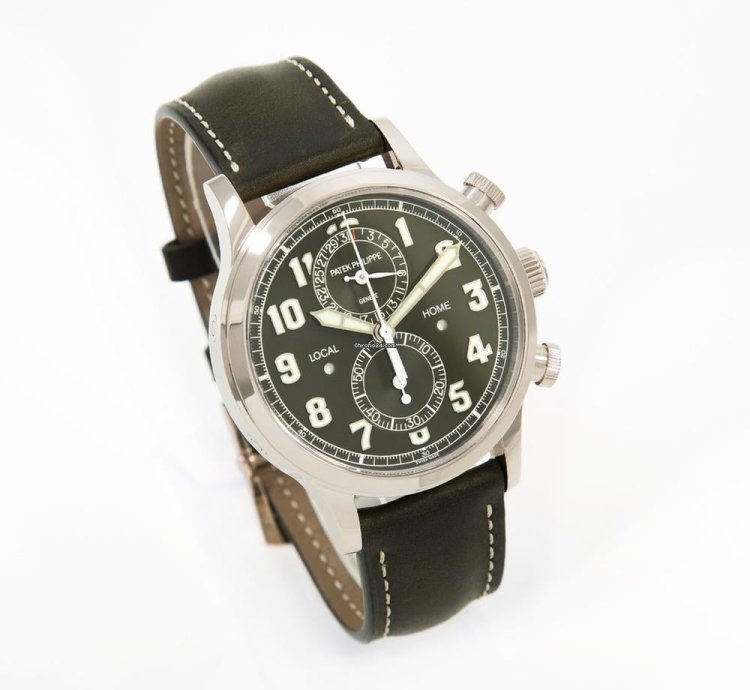 Patek Philippe Calatrava Pilot Travel Time Chronograph 11 2023 Top Condition Box Papers Vat