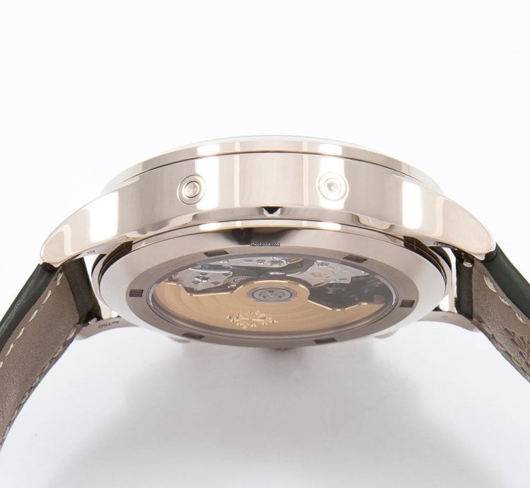 Patek Philippe Calatrava Pilot Travel Time Chronograph 11 2023 Top Condition Box Papers Vat