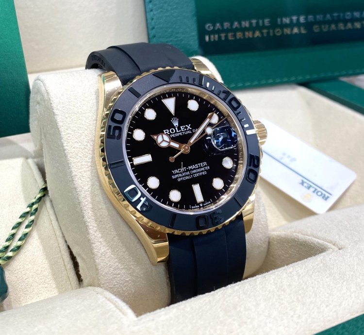 Rolex Yacht-master 42 Yellow Gold On Oysterflex 2023 Full Set