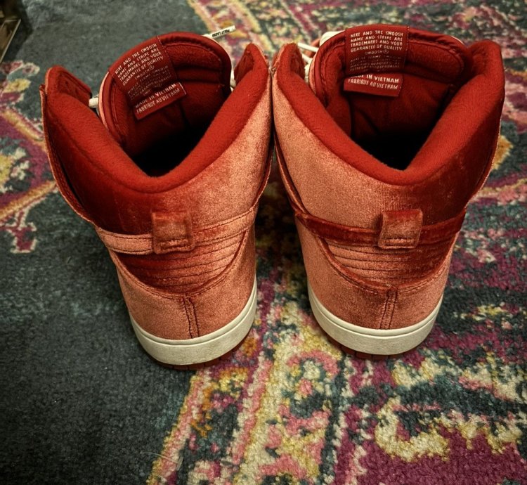 Velvet Sb Dunk High