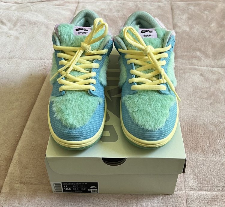 Verdy Sb Dunk Low Visty