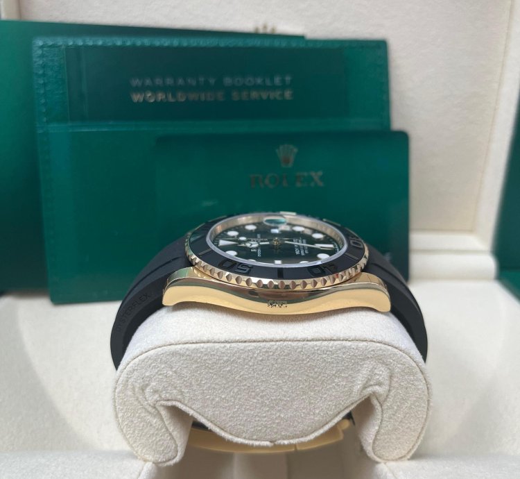 Rolex Yacht-master 42 Yellow Gold Yacht-master 42 Watch - Black Dial - Oysterflex Strap 226658