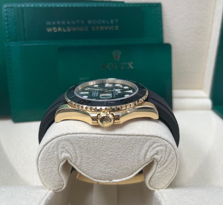 Rolex Yacht-master 42 Yellow Gold Yacht-master 42 Watch - Black Dial - Oysterflex Strap 226658